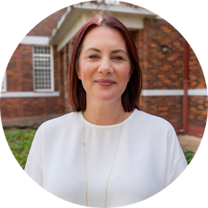 Associate Professor Nicola Warren